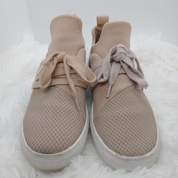 Steve Madden Lancer Blush Pinkish Tan Trainers Sneakers Lace Up Women's Size 6.5 - Picture 2 of 9